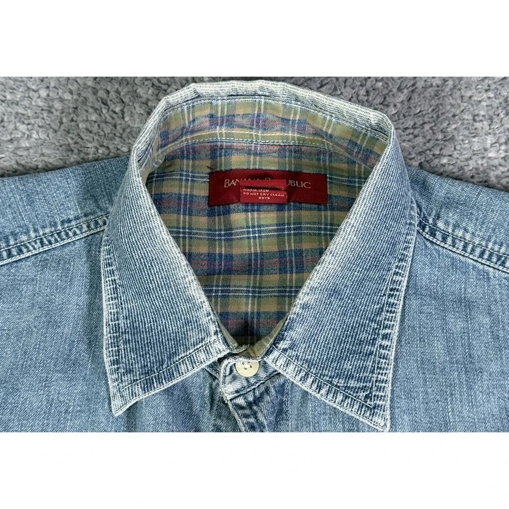 Vintage 90s Banana Republic Denim Shirt Button Up Plaid Accent Men's Size Medium